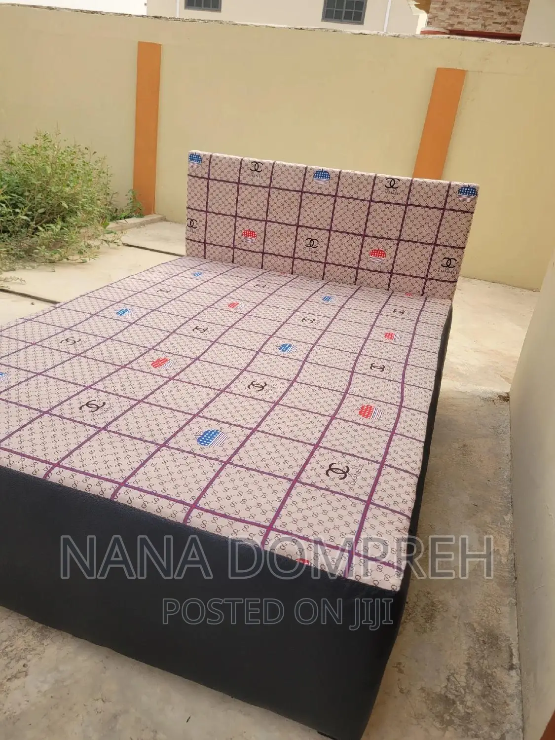 Inbuilt Double Bed