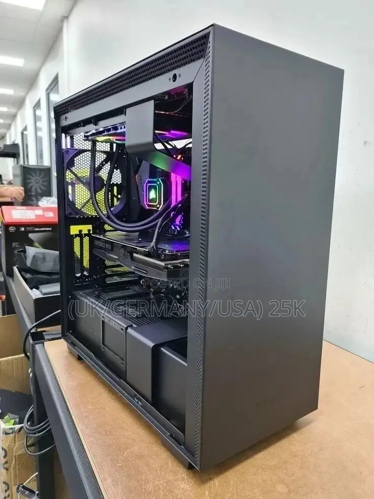 New Desktop Computer MSI Aegis RS 11td-203 32GB Intel Core I7 SSD 1T