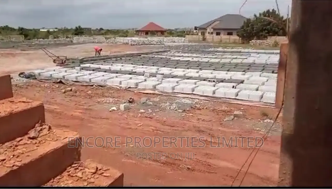 12bdrm House in Encore Properties, Oyibi for sale