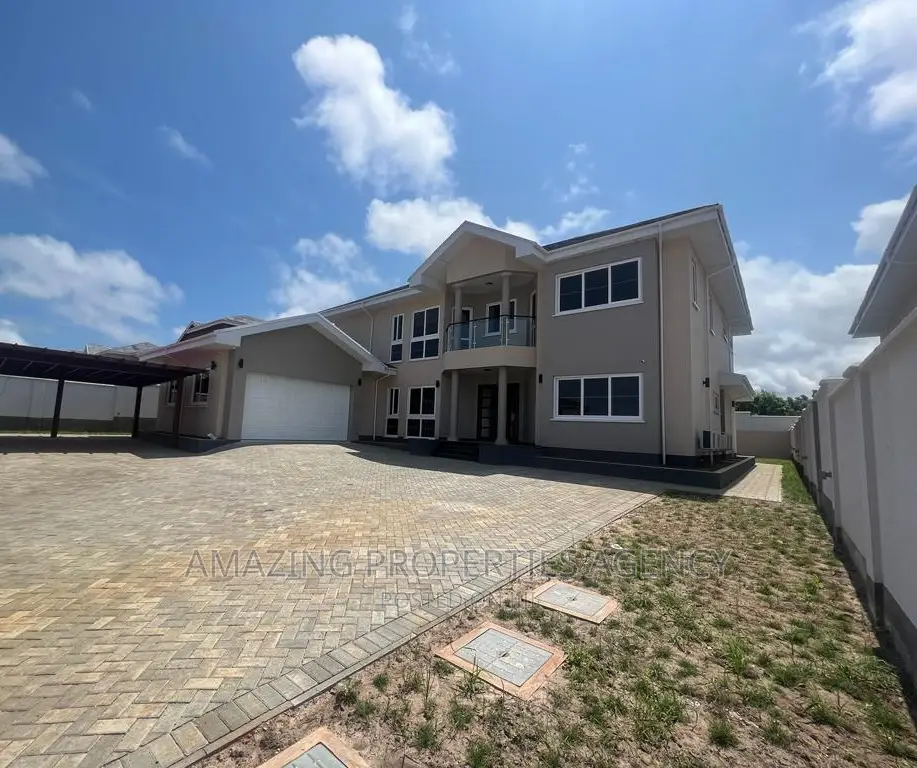 4bdrm House in Airport Residential Area for rent