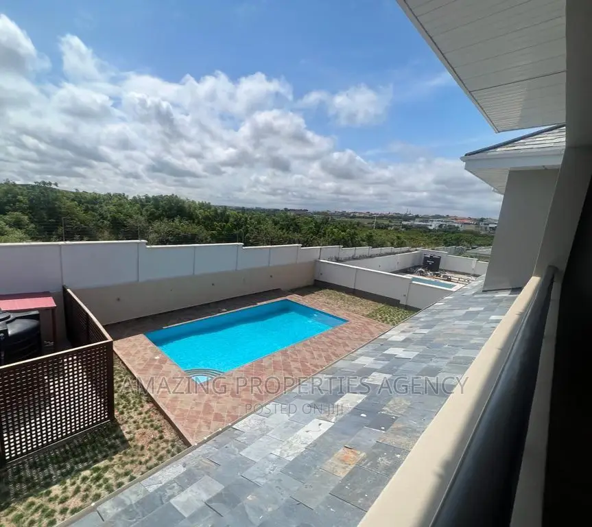 4bdrm House in Airport Residential Area for rent