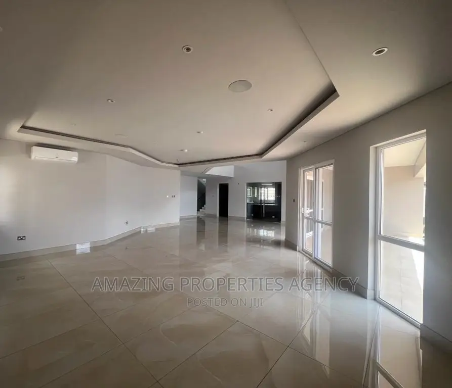 4bdrm House in Airport Residential Area for rent