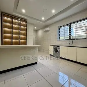 6bdrm House in Seekers Realty, East Legon for sale