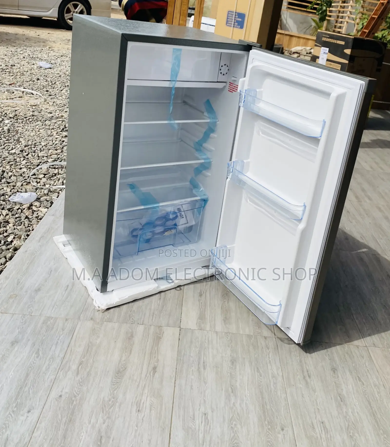 Anti-Rust Bruhm Single Door Table Top Fridge.