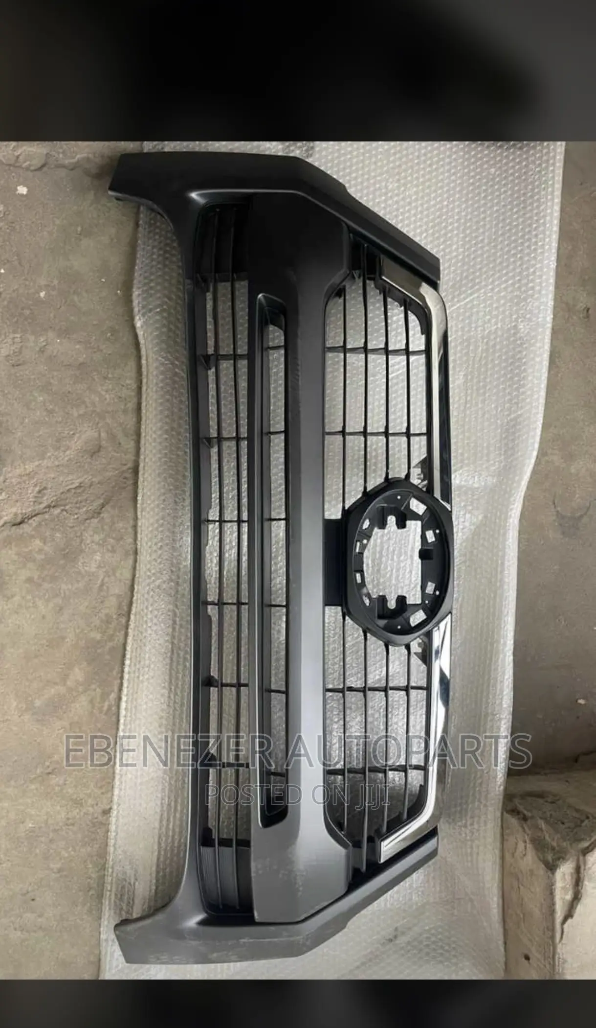 Toyota Hilux 2019,2020,2021,2022,2023 Front Grille/Shells