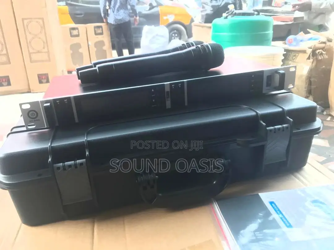 Shure HY-5000 Professional Wireless Microphone