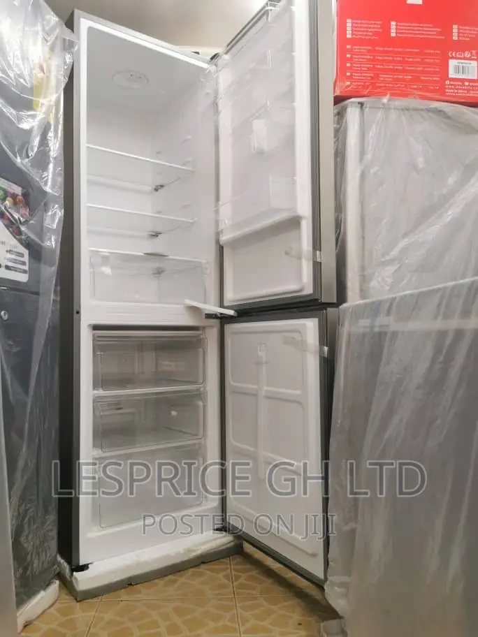 100% Cool Signature 287L Refrigerator