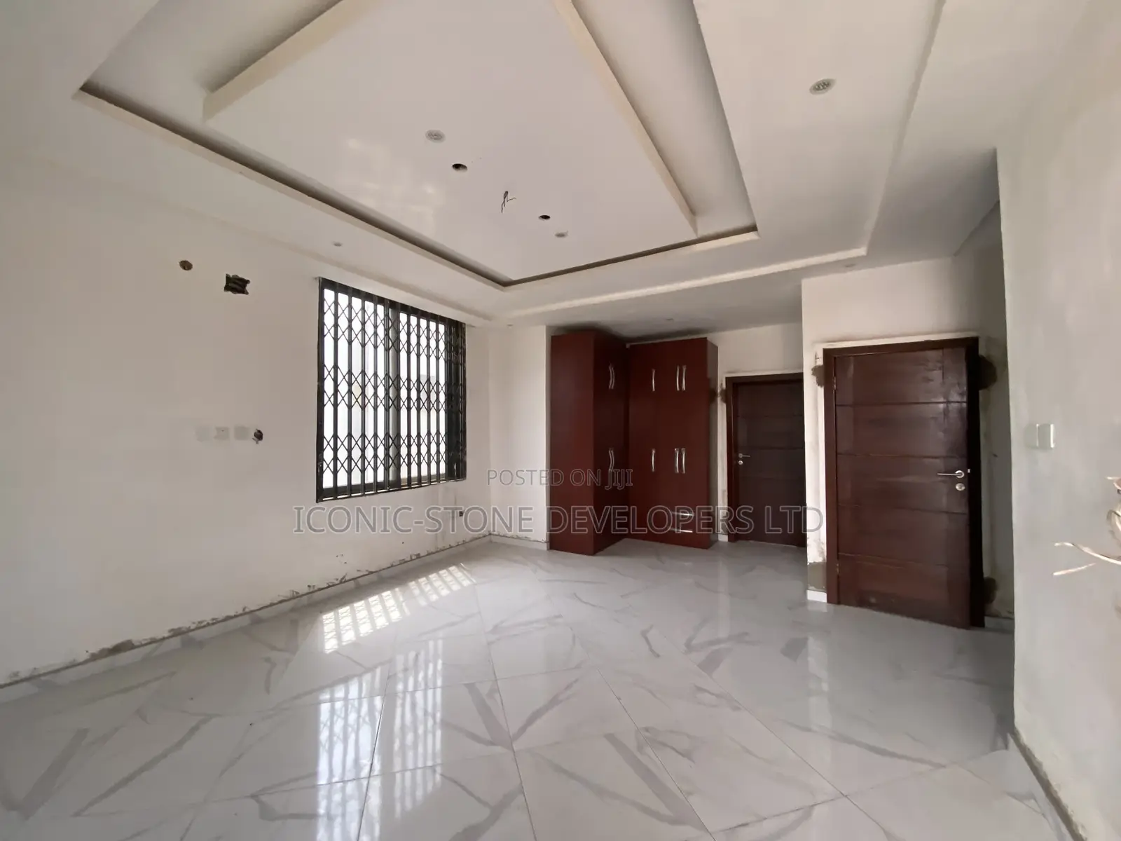 4bdrm Duplex in Spintex for sale