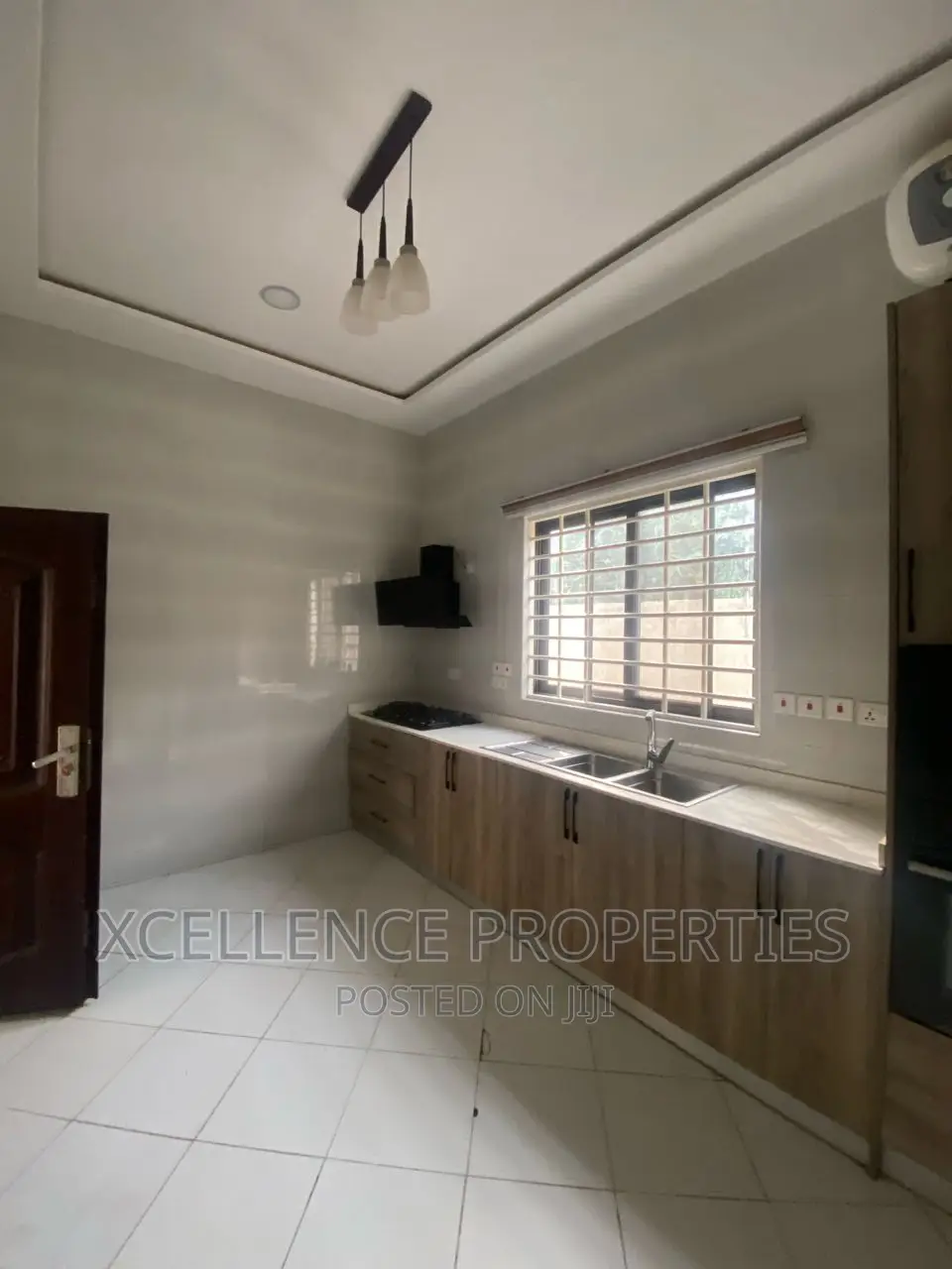 3bdrm House in Xcellence Properties, Lake Side Estate for rent