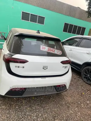 Car 2018 White