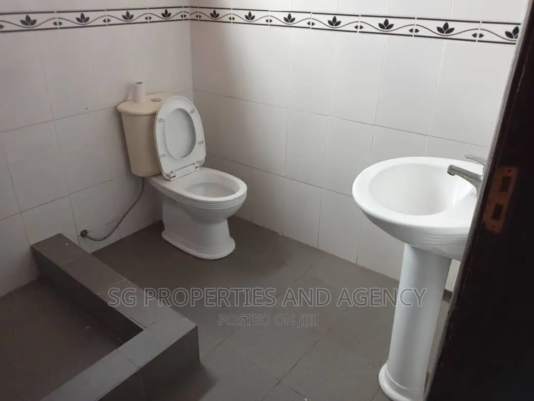 2bdrm Apartment in Spintex Kfc for rent