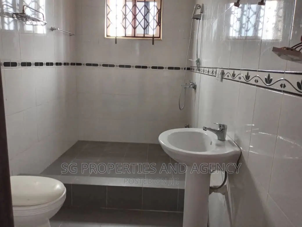 2bdrm Apartment in Spintex Kfc for rent