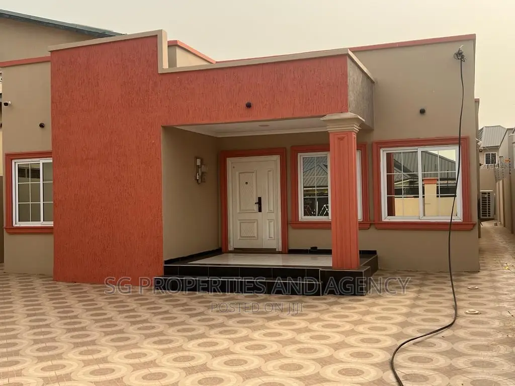 3bdrm House in Spintex Road for rent