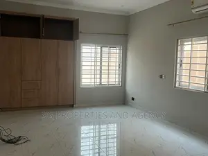 3bdrm House in Spintex Road for rent