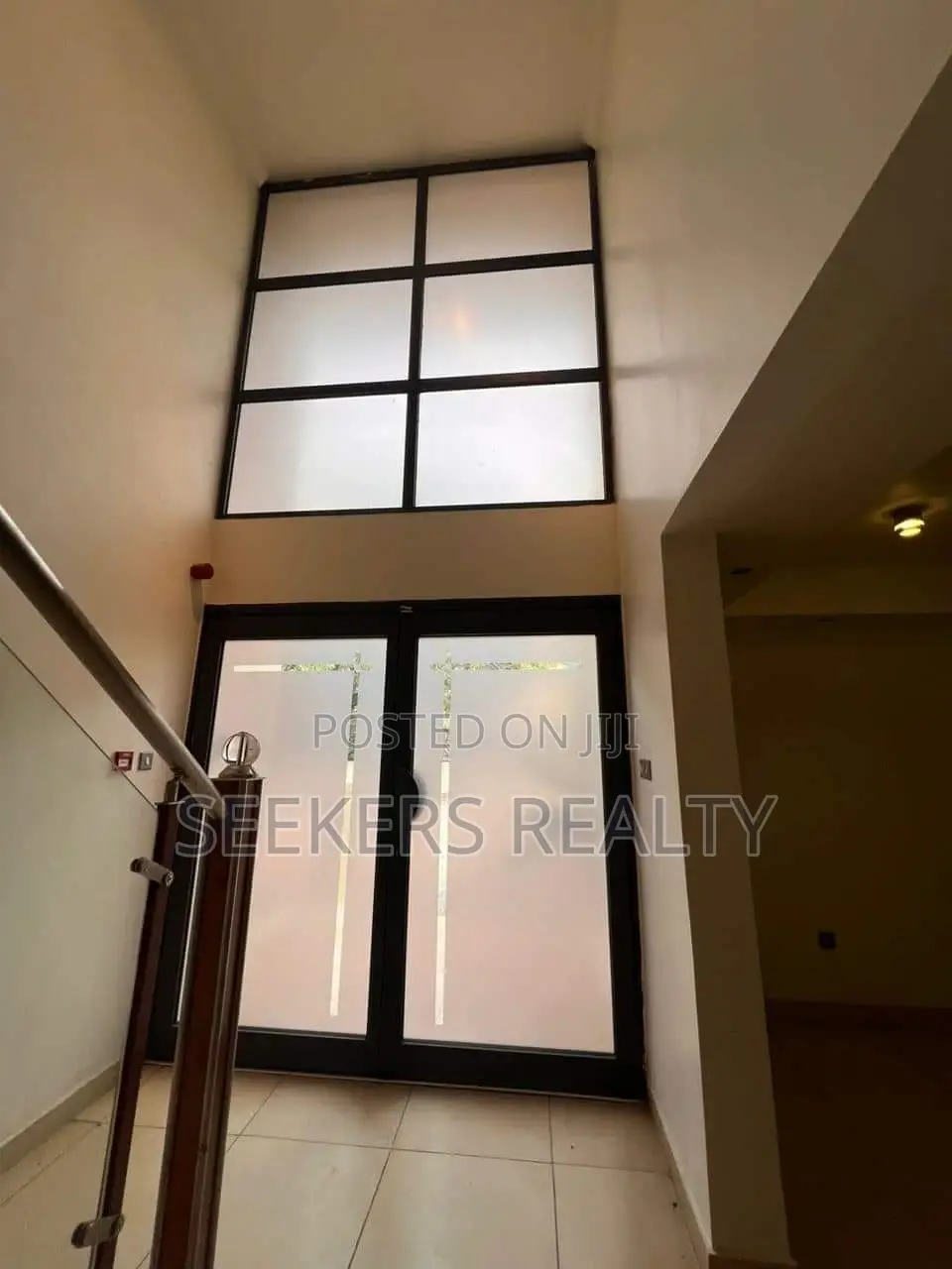 3bdrm Townhouse / Terrace in Seekers Realty, Cantonments for rent