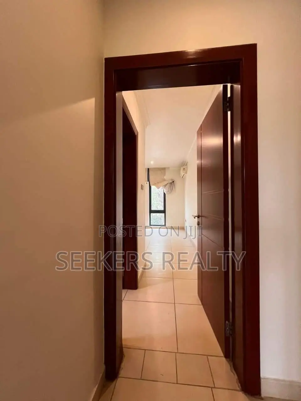 3bdrm Townhouse / Terrace in Seekers Realty, Cantonments for rent