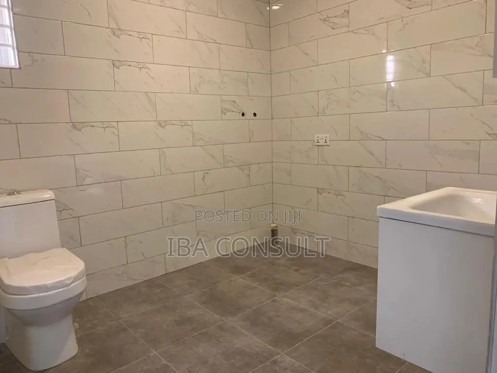 4bdrm House in Malejor, Amrahia for sale