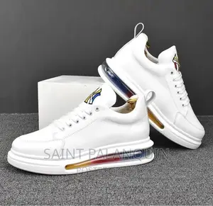 MC N NY Sneakers