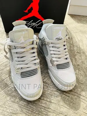 Jordan 4 Retro