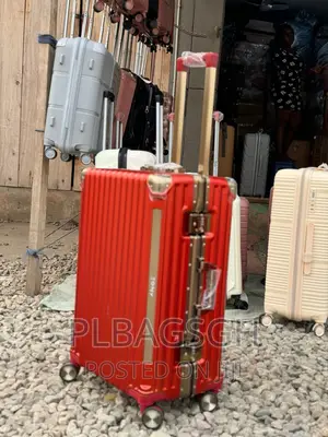 Zipless Trolling Traveling Luxurious Luggage Medium Size