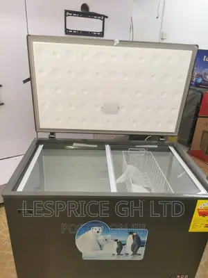 Spacious Signature 345L Chest Freezer