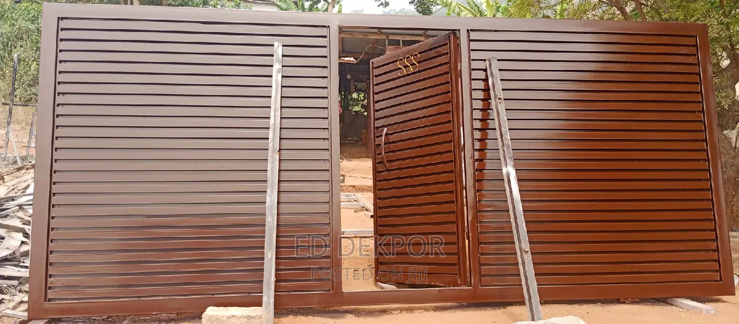 Coffee Brown Gate