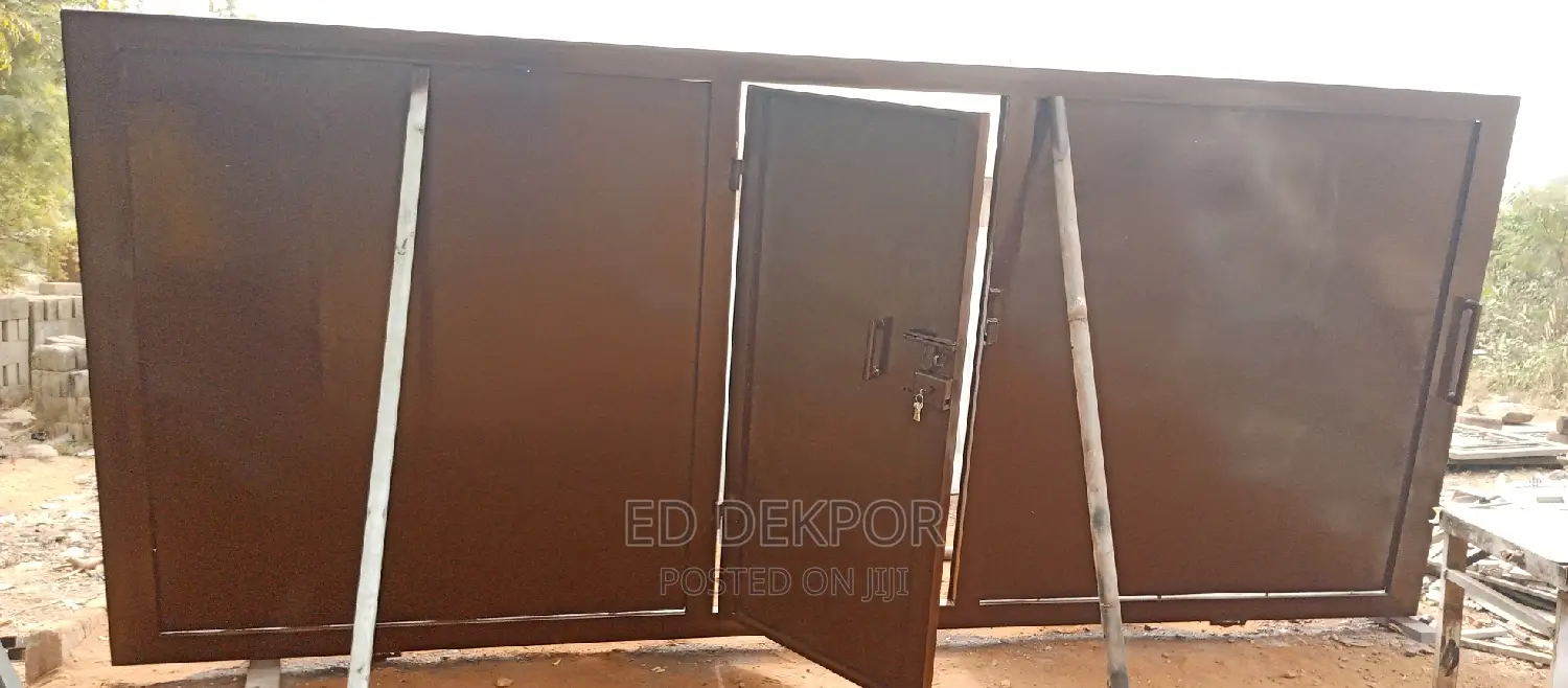 Coffee Brown Gate