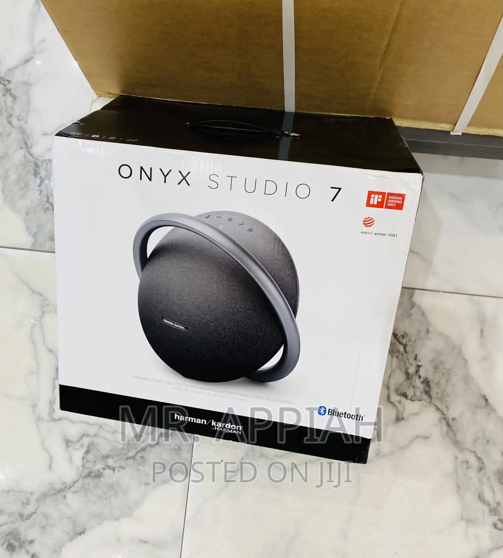 Durable Onyx 7 Wireless Bluetooth Speaker.