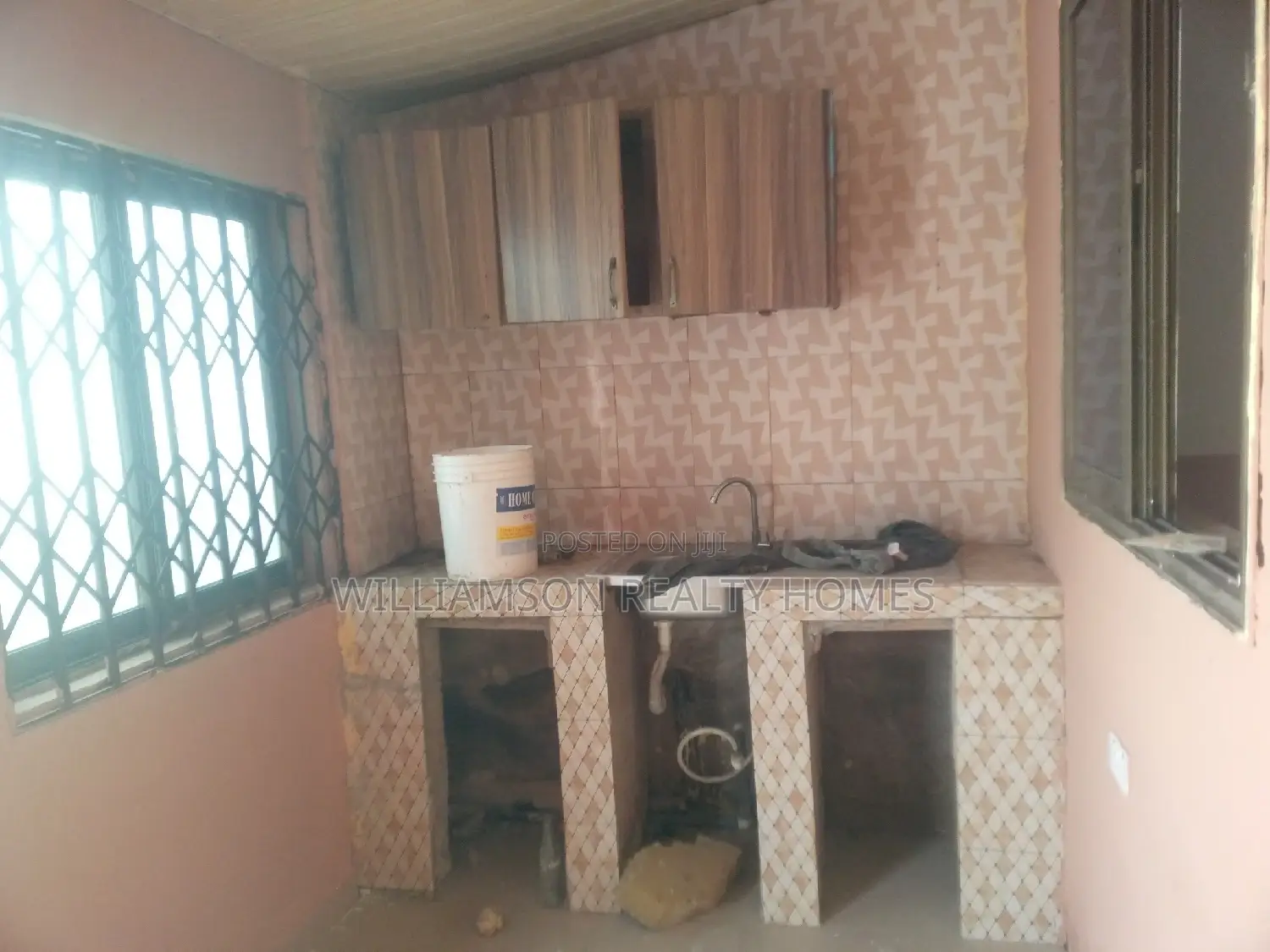 1bdrm Apartment in Hfc Estate Area, Spintex for rent