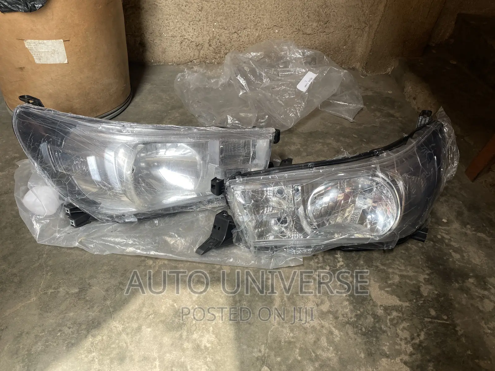 Toyota Hilux 2014 to 2017 Headlight Available