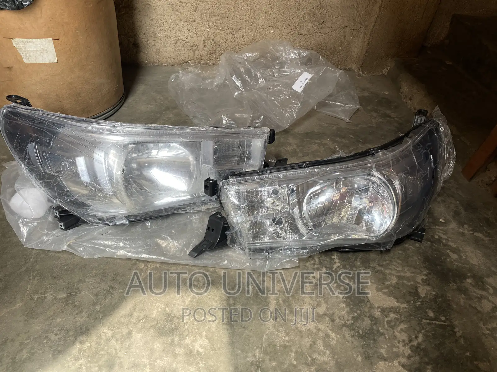 Toyota Hilux 2014 to 2017 Headlight Available