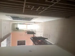 1bdrm Duplex in De-Icons Real Estate, Awutu Senya East Municipal