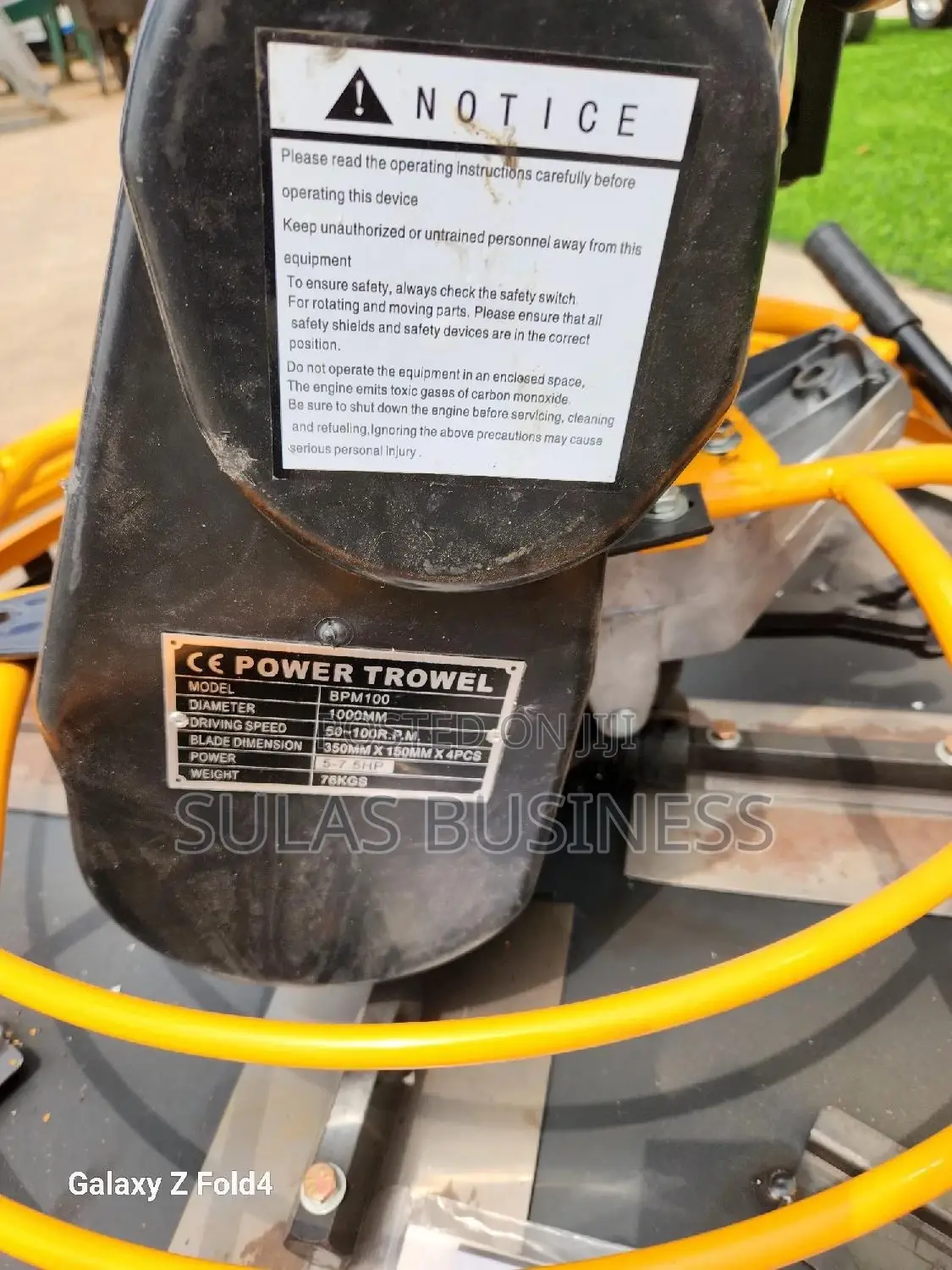 Robin Engine Power Trowel