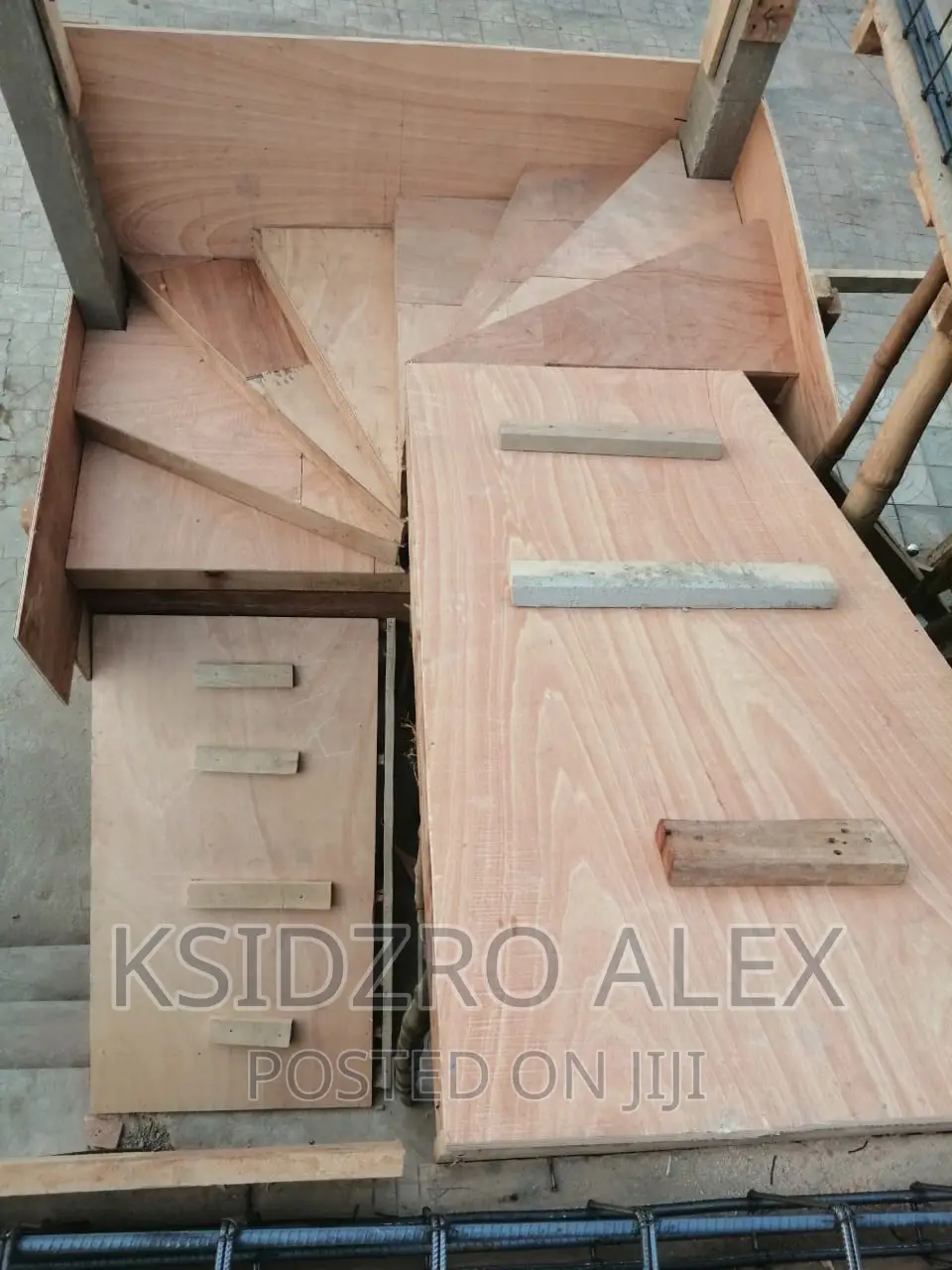 Your Professionnel Carpenter at Your Door Step