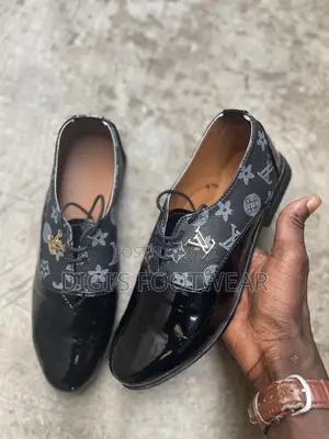 Black Lv Shoe