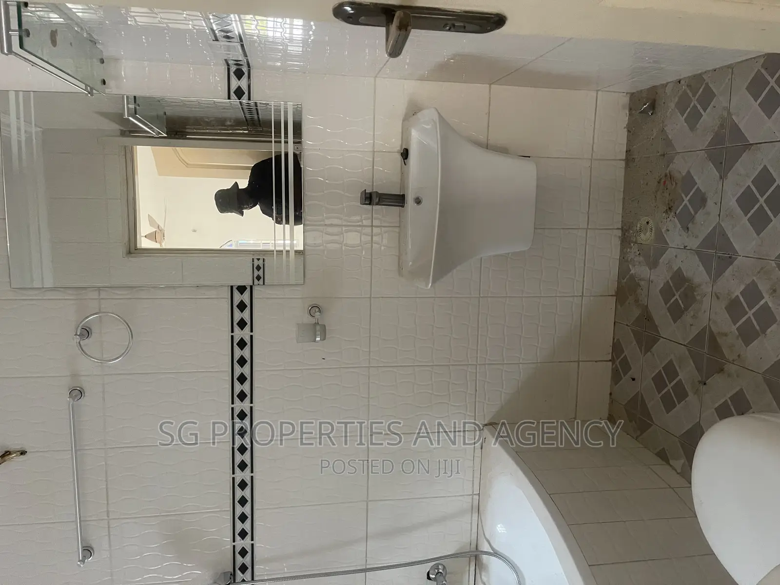 3bdrm House in Spintex Kfc for rent
