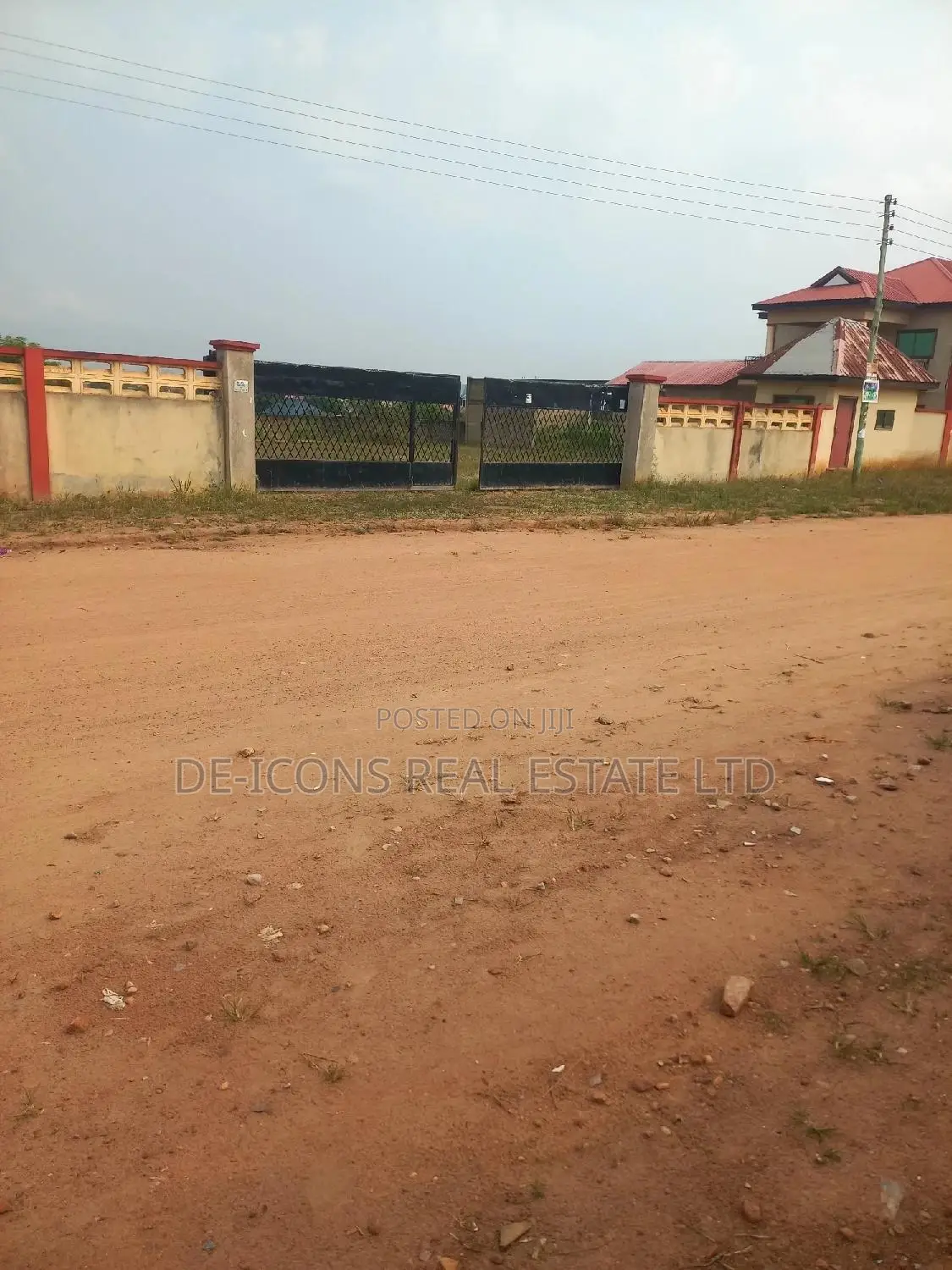 A Mega Warehouse With a One Storey Building for Offices