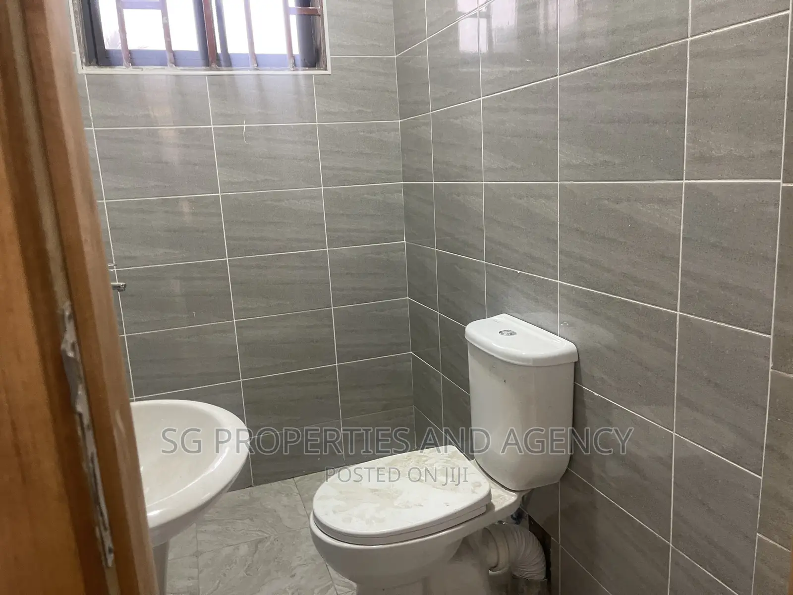 2bdrm Apartment in Lashibi, Spintex for rent