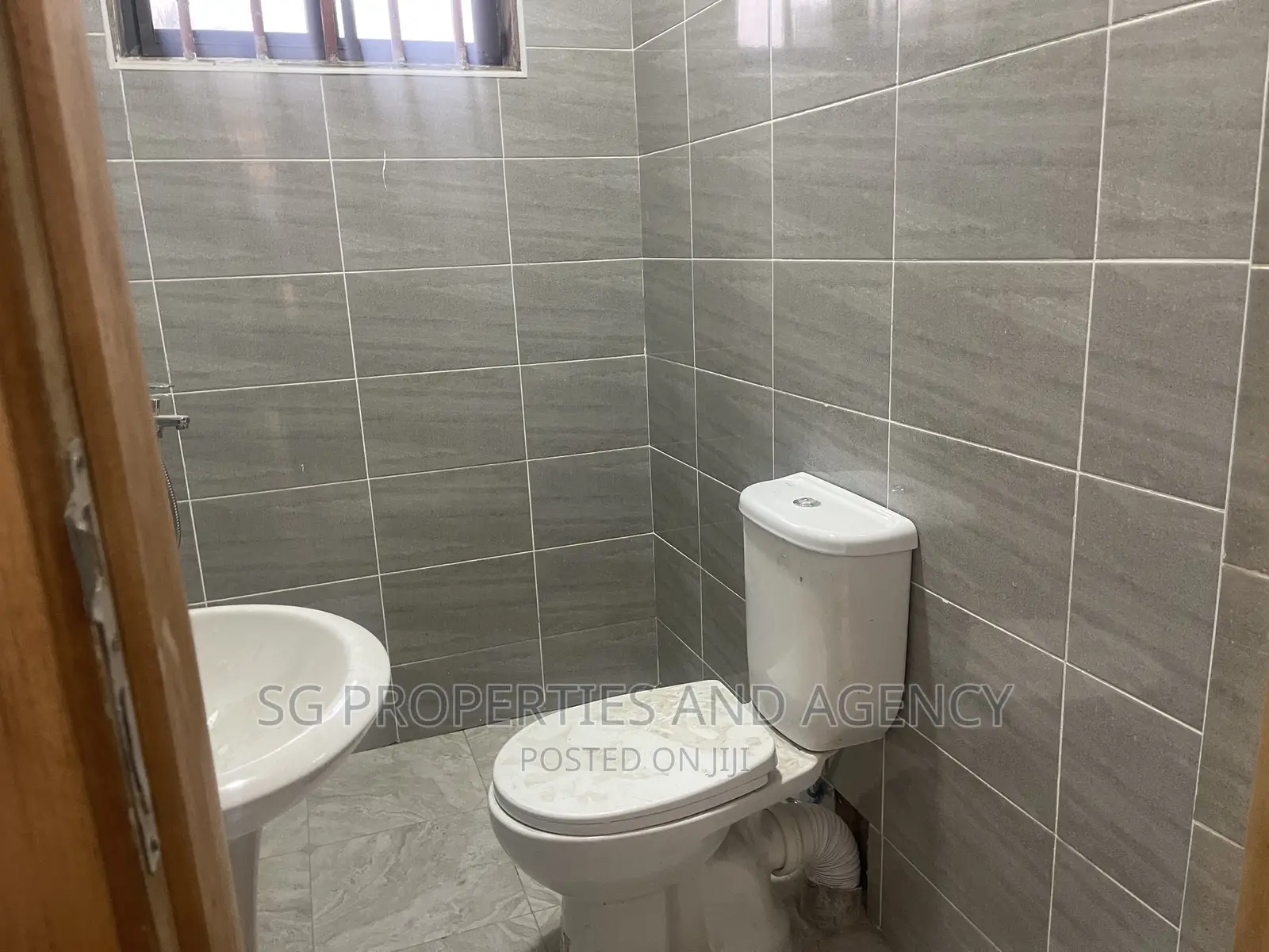 2bdrm Apartment in Lashibi, Spintex for rent