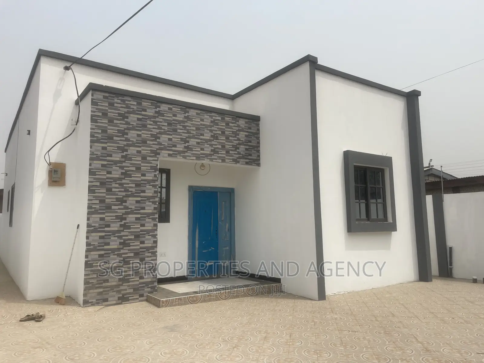 2bdrm House in Spintex Community 18 for sale