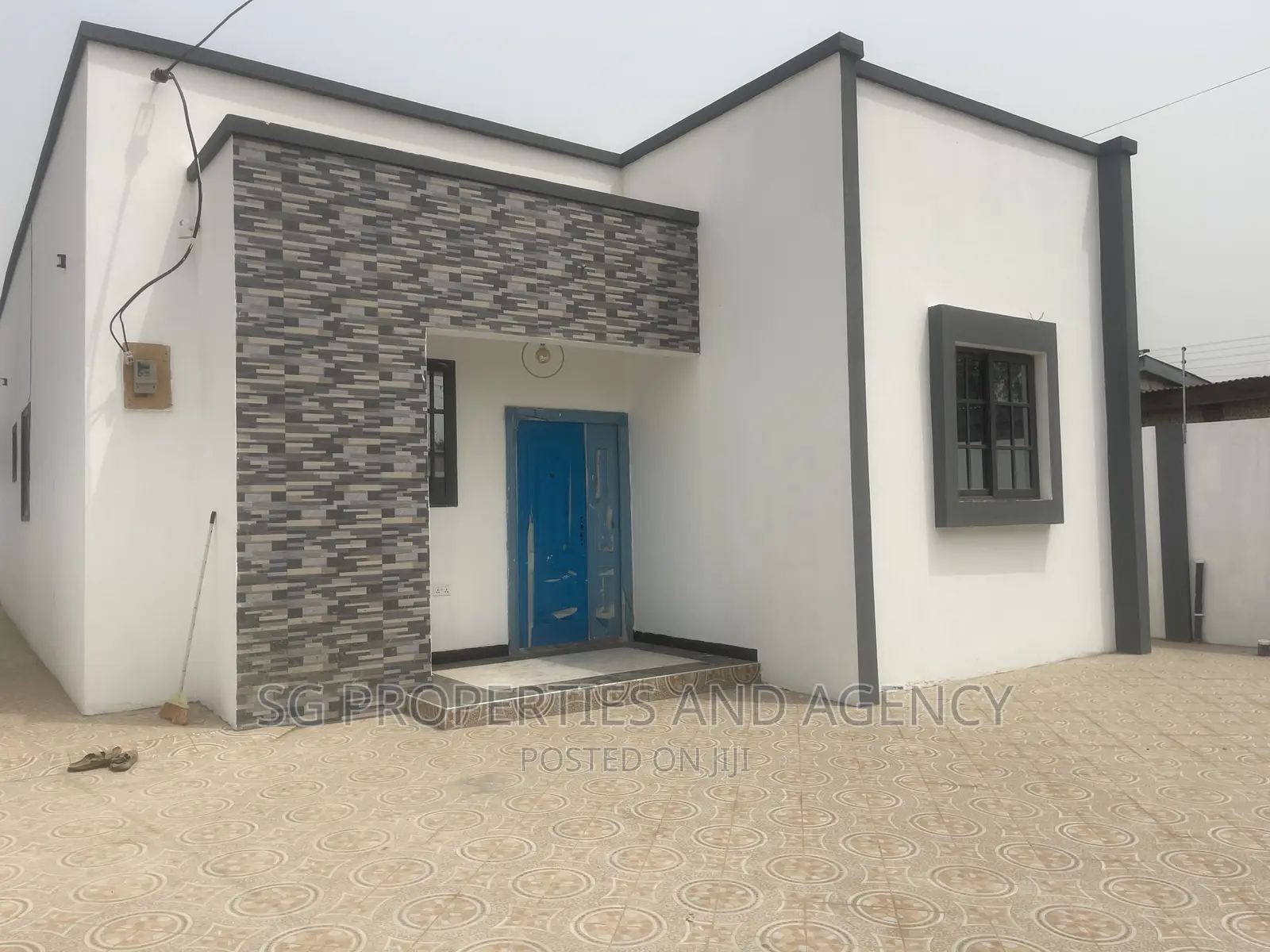 2bdrm House in Spintex Community 18 for sale