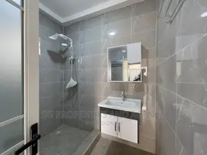 3bdrm Apartment in Junction Mall, Spintex for sale