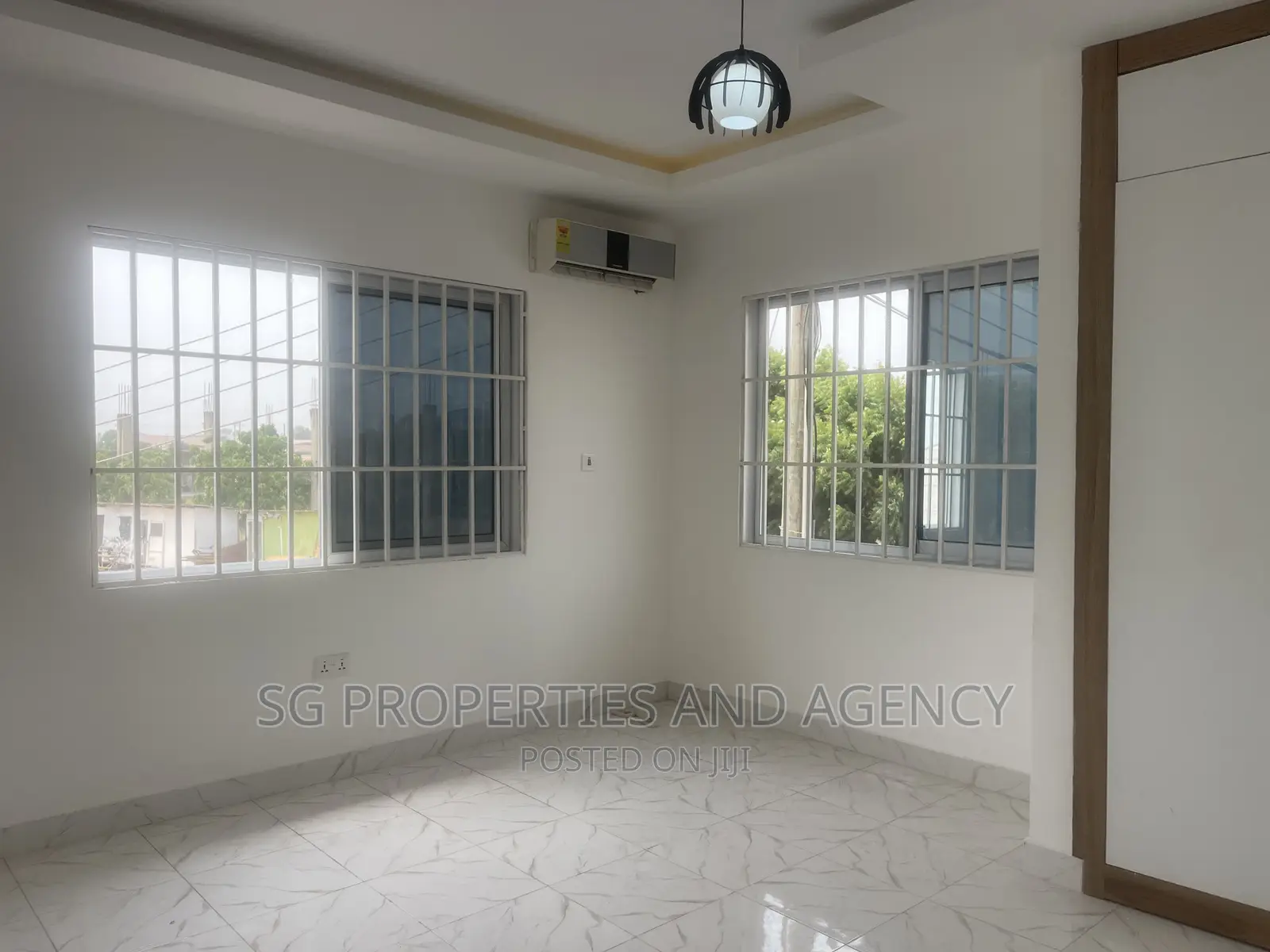 3bdrm Apartment in Junction Mall, Spintex for sale