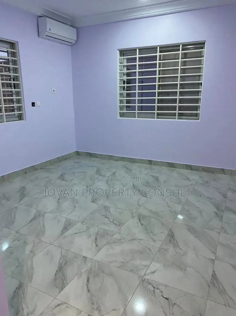 3bdrm House in Pokuase for sale