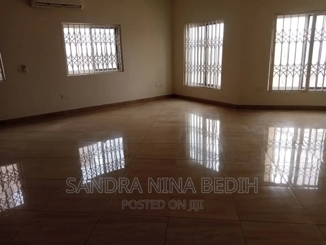 4bdrm House in East Legon American for rent