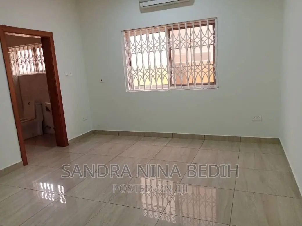 4bdrm House in East Legon American for rent