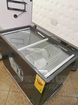 Triple Power/Signature 345litres Chest Freezer