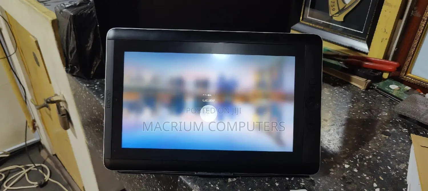 Laptop 8GB Intel Core i7 SSD 512GB