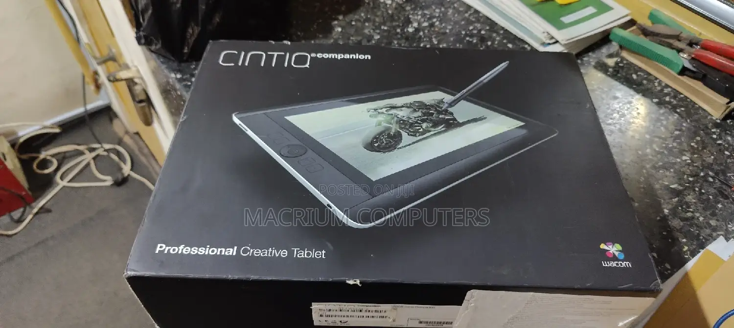Laptop 8GB Intel Core i7 SSD 512GB