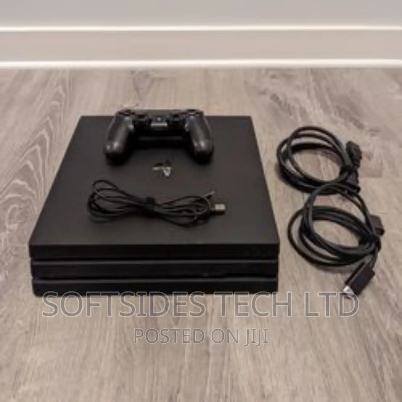 Playstation 4 Pro 1tb and Controler Hot Sale